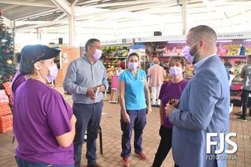 El Mercado de Telde visibiliza su compromiso contra la violencia de género/Francisco Javier Santana.